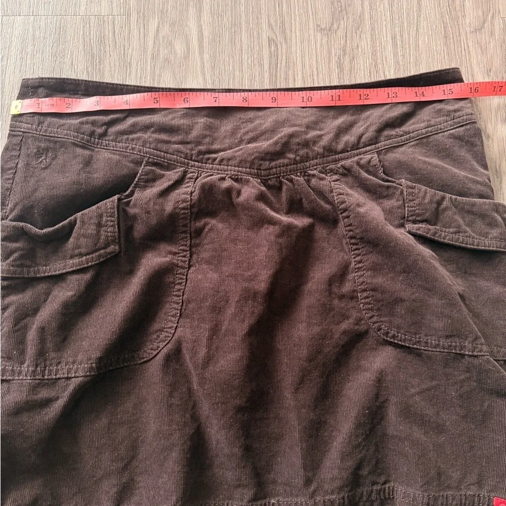 Elegant Brown Mini Skirt with Pockets